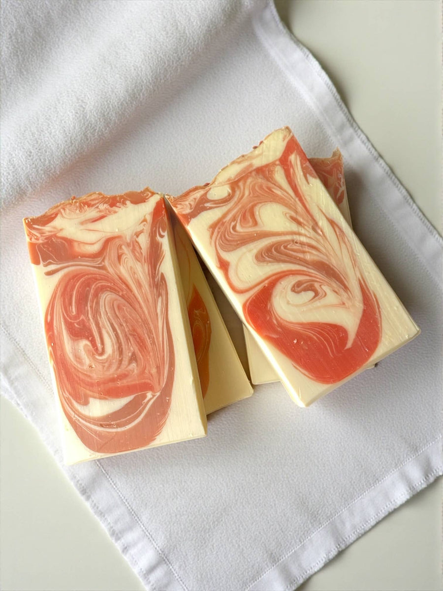 Harvest Apple Handmade Soap With Crisp Apple Fragrance